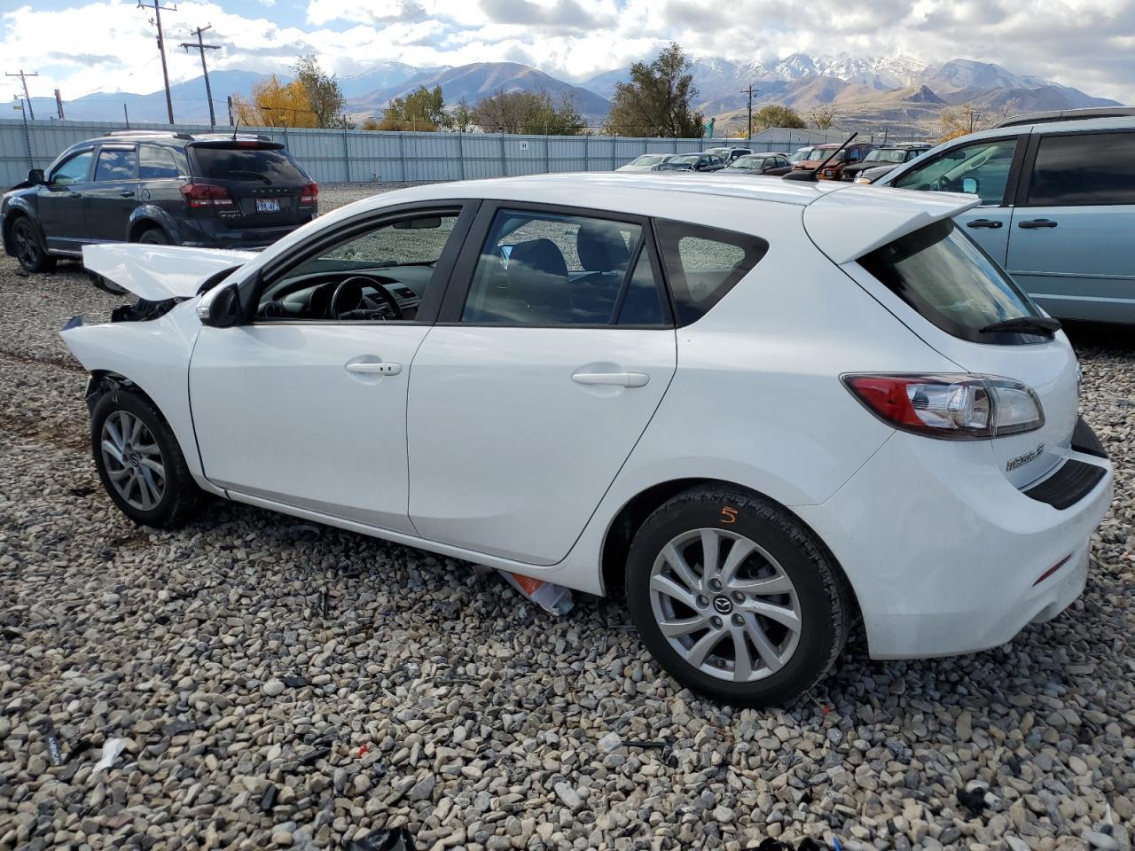 2013 Mazda 3 I - Фото 2