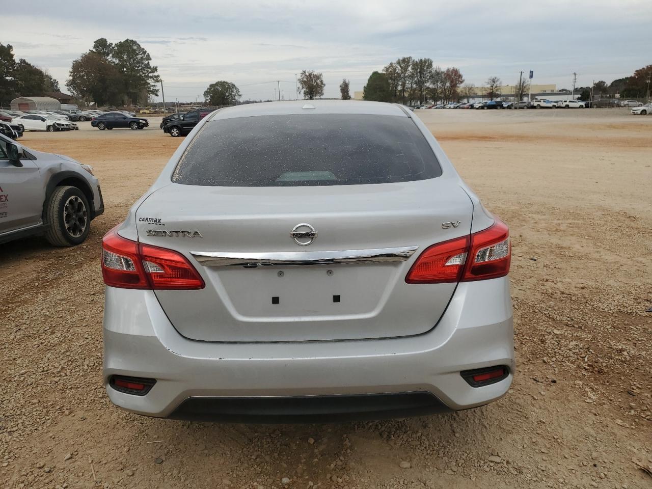 2019 Nissan Sentra S - Image 6
