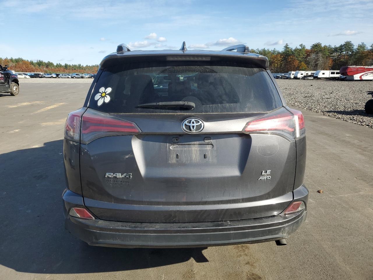 2017 Toyota Rav4 Le - Фото 6