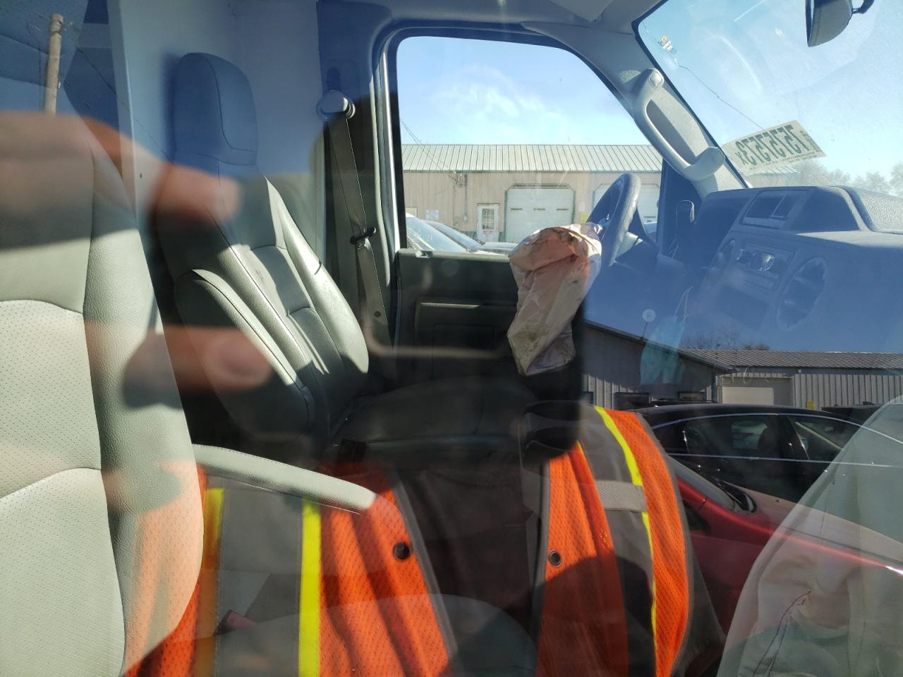 2022 Ford Econoline E350 Super Duty Cutaway Van - Фото 5