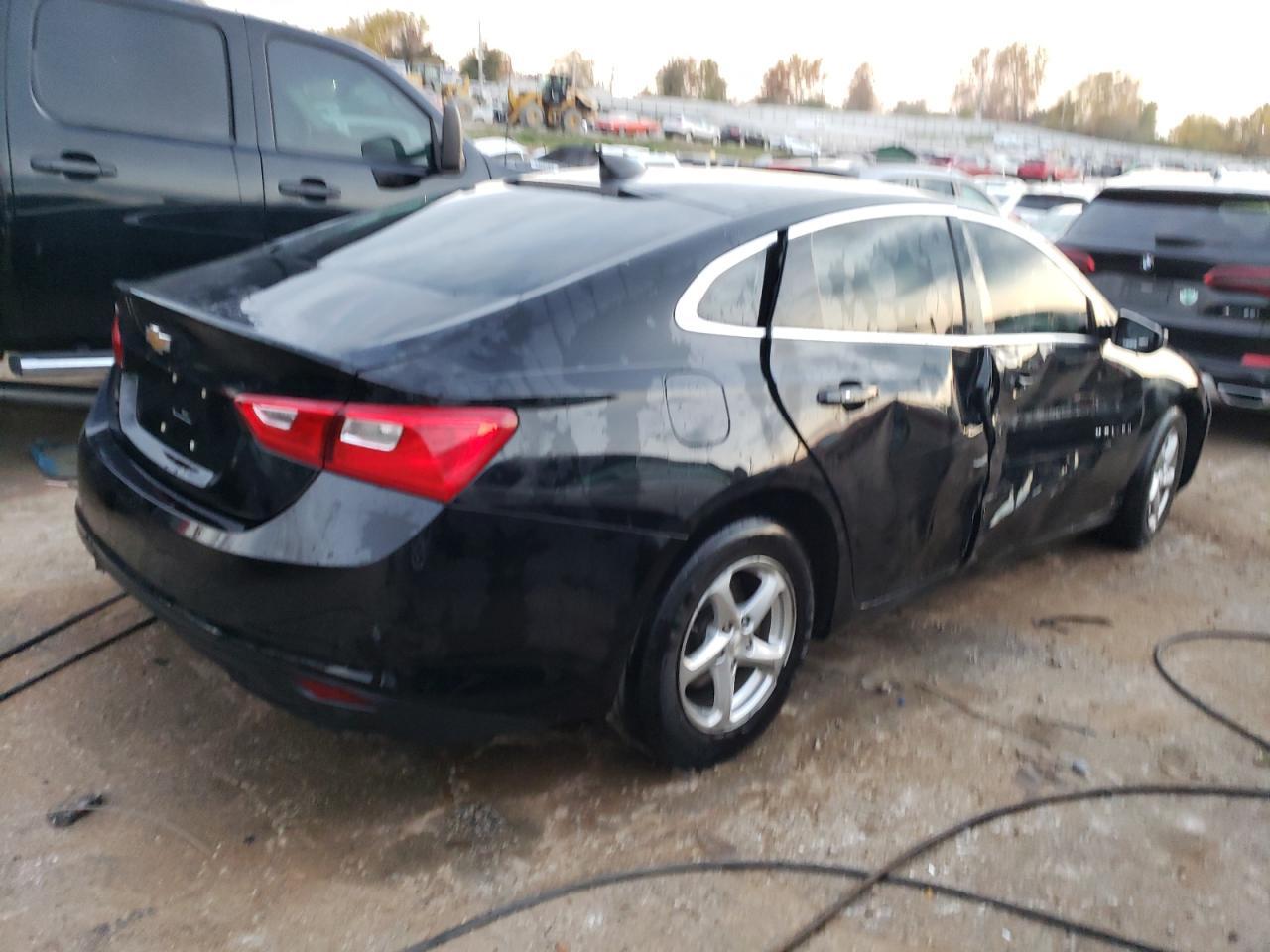 2018 Chevrolet Malibu Ls - Фото 3