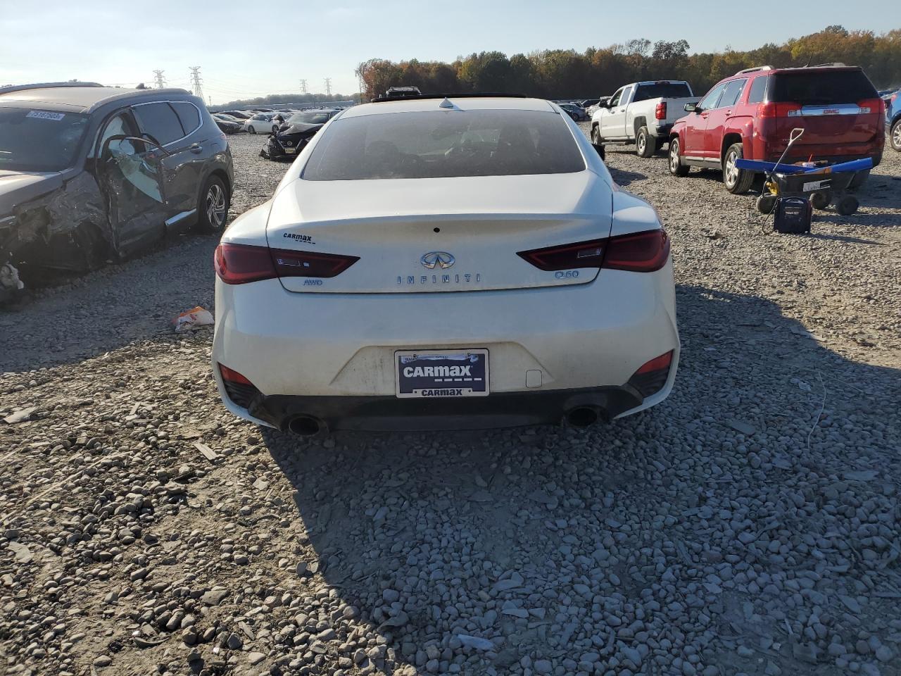 2017 Infiniti Q60 3.0T Premium - Фото 6