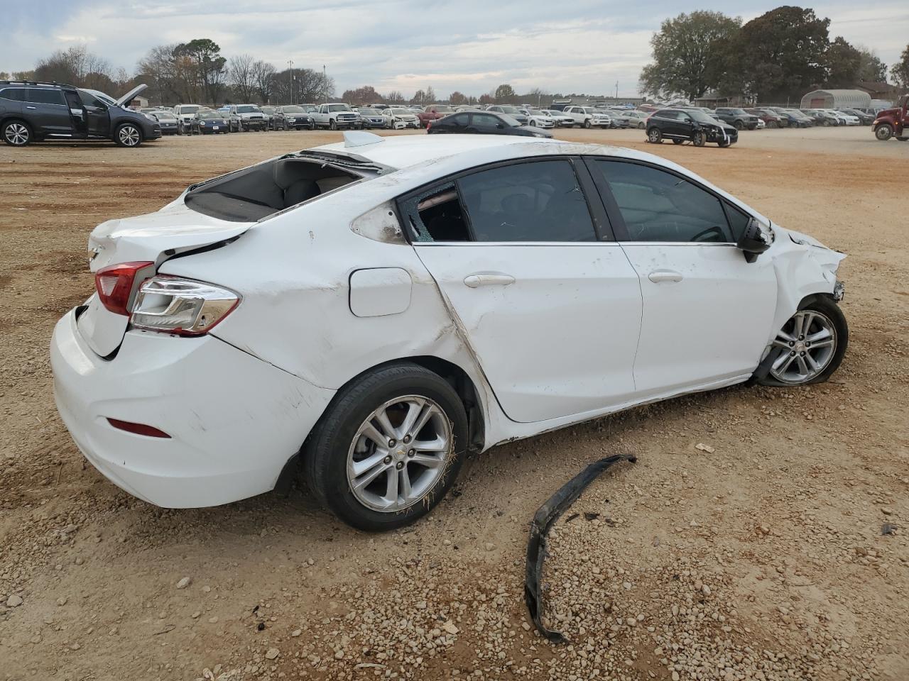 2017 Chevrolet Cruze Lt - Фото 3