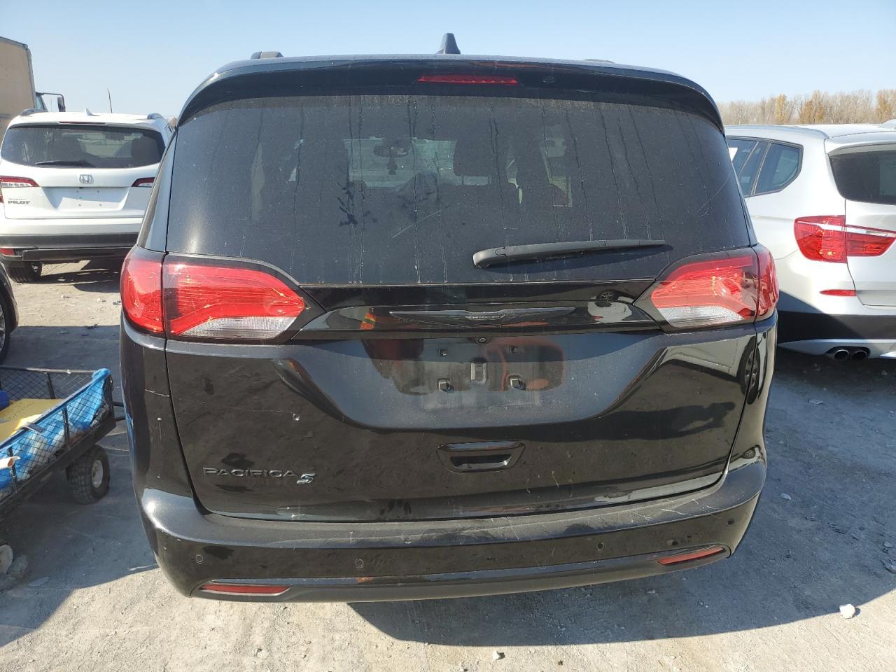 2020 Chrysler Pacifica Touring L Plus - Фото 6