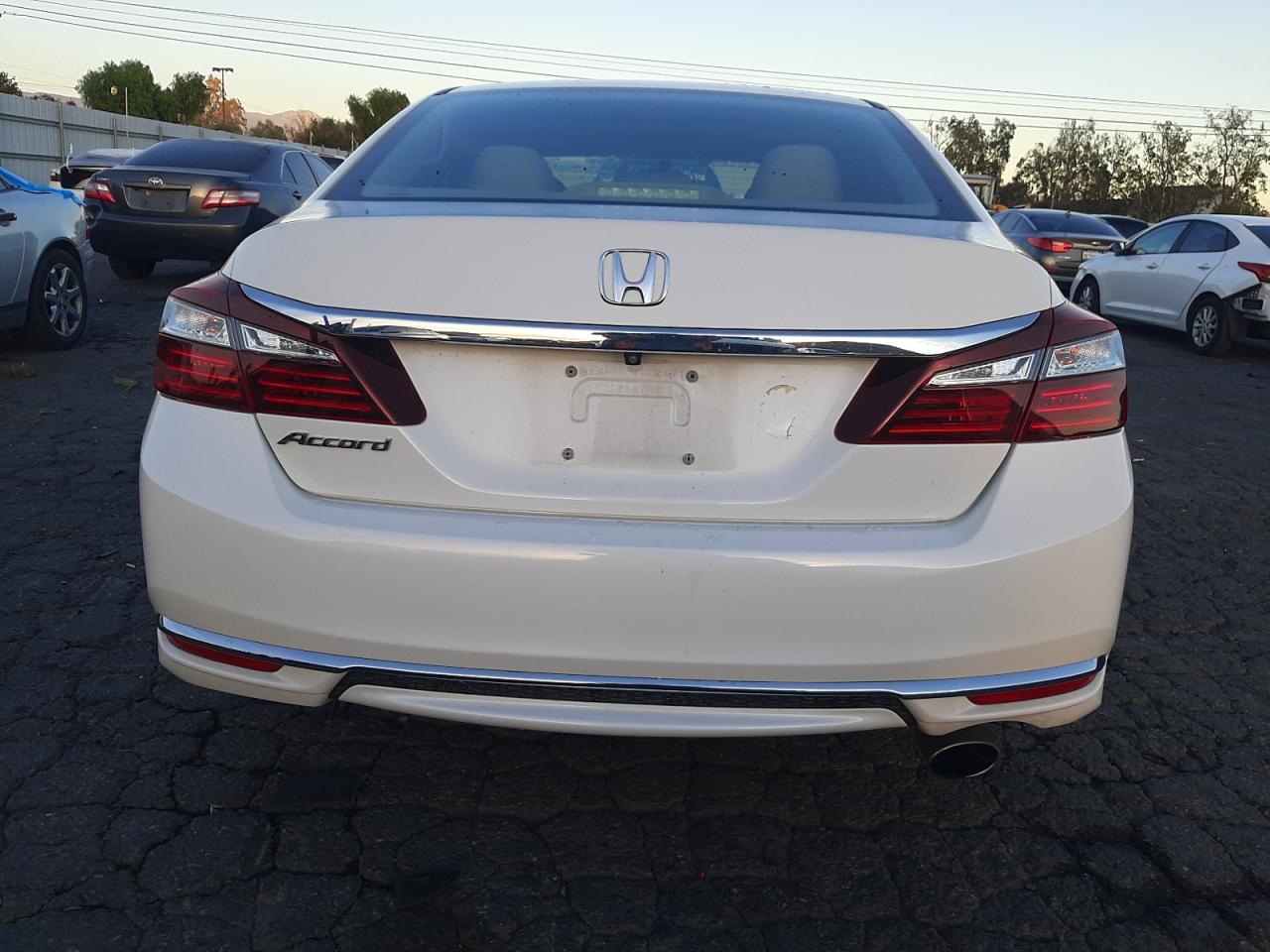 2017 Honda Accord Lx - Image 6