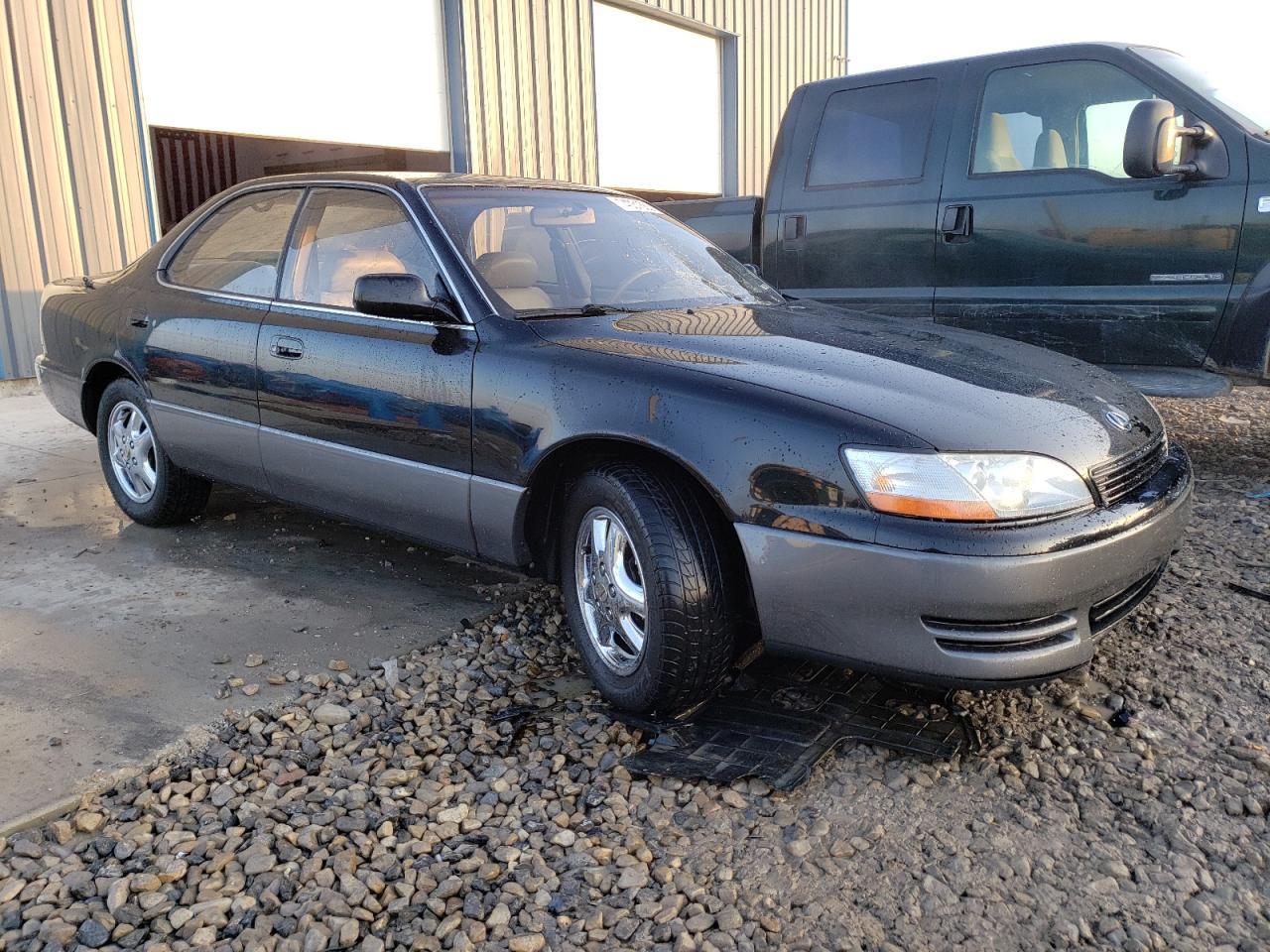 1994 Lexus Es 300 - Image 4