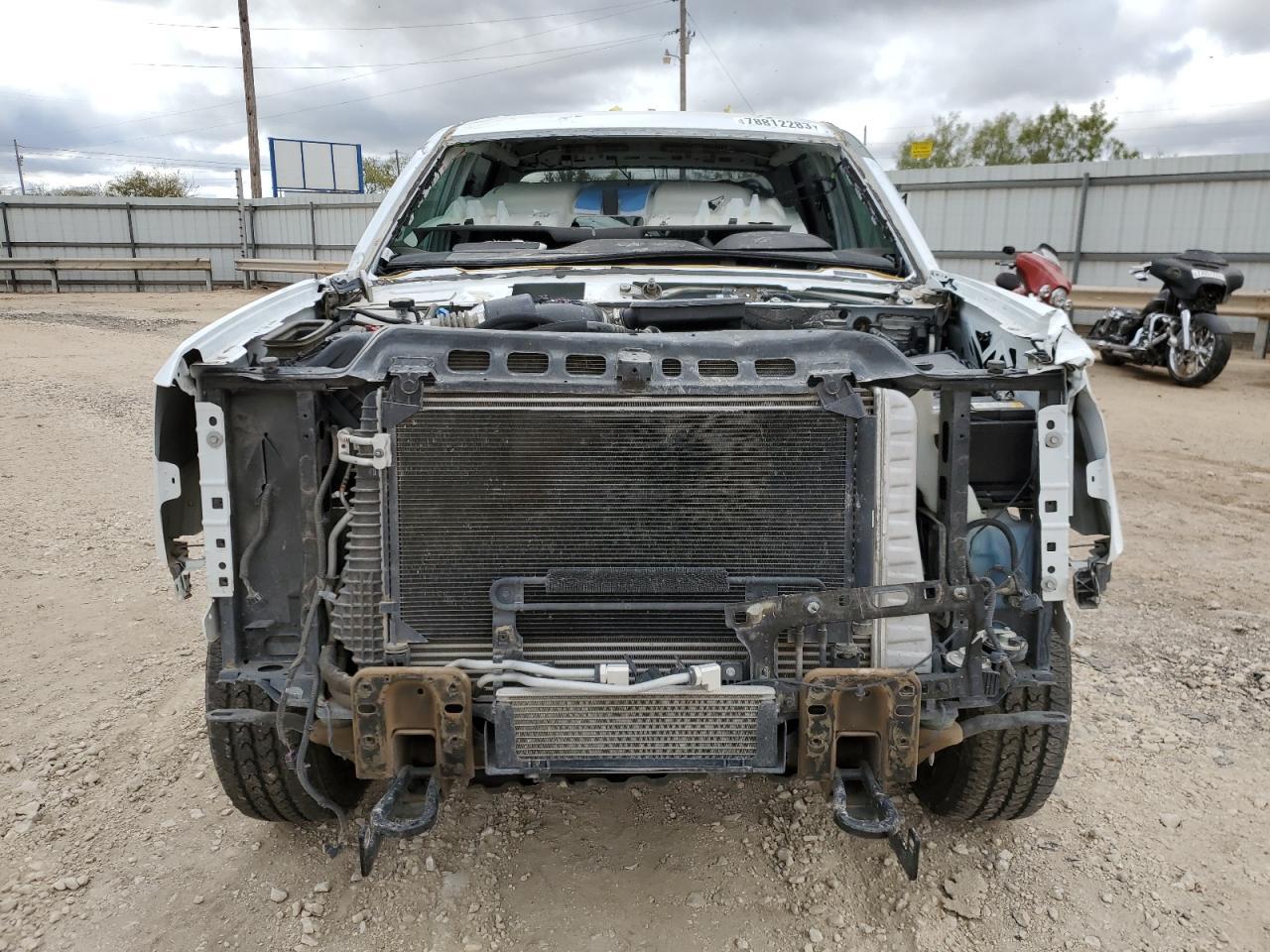 2019 Chevrolet Silverado K2500 Heavy Duty - Image 5