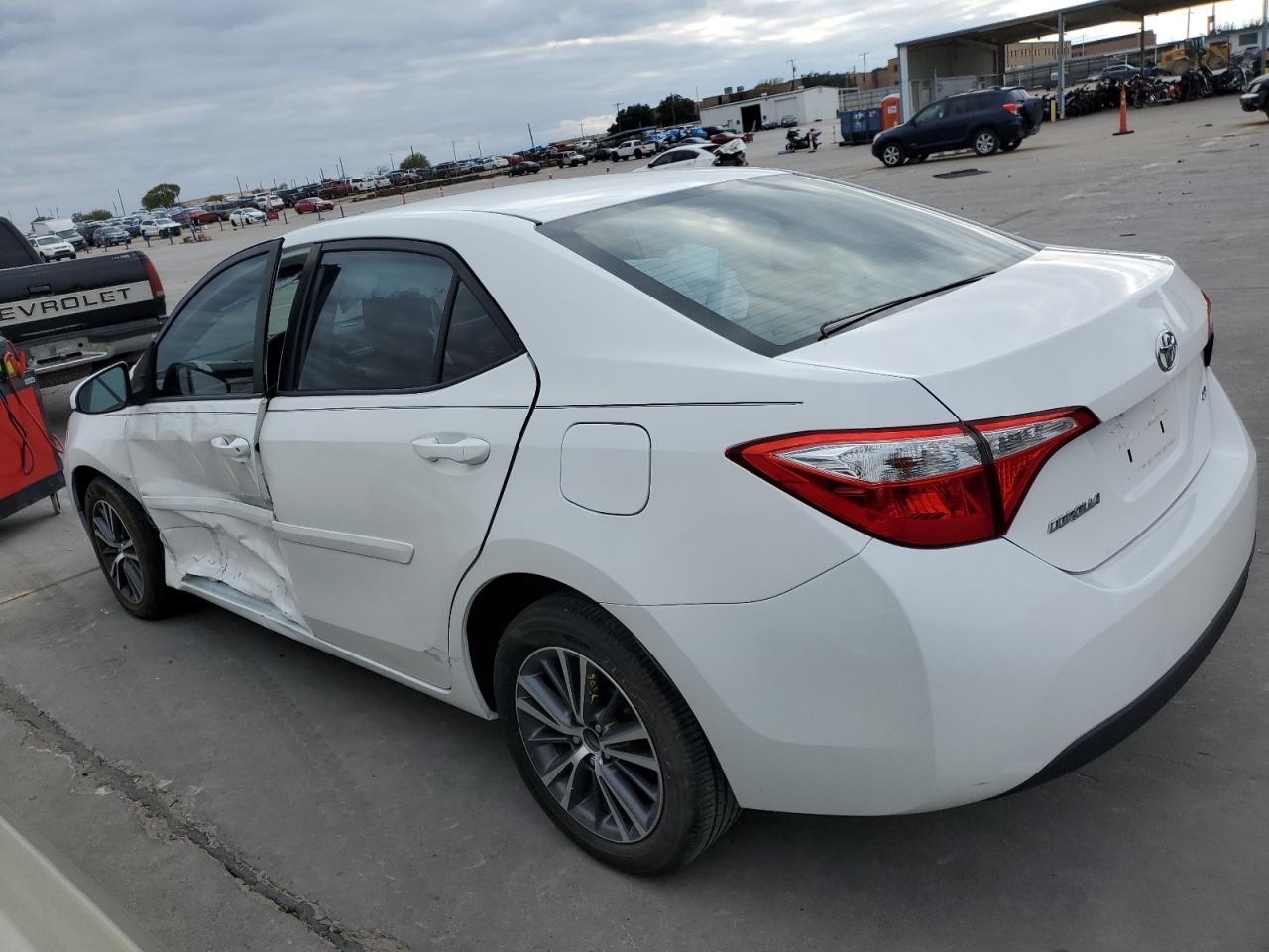 2016 Toyota Corolla L - Фото 2