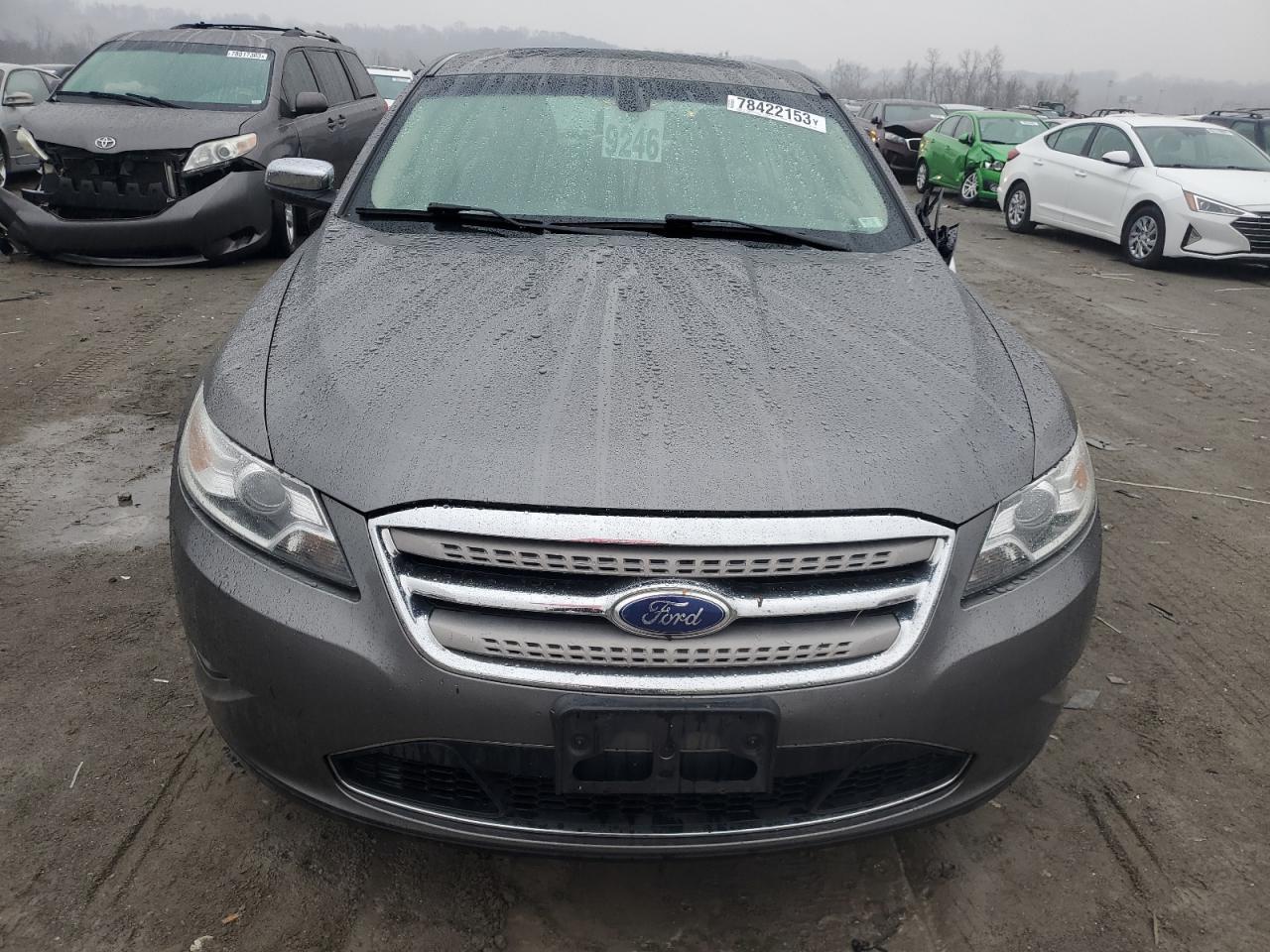 2012 Ford Taurus Limited - Image 5