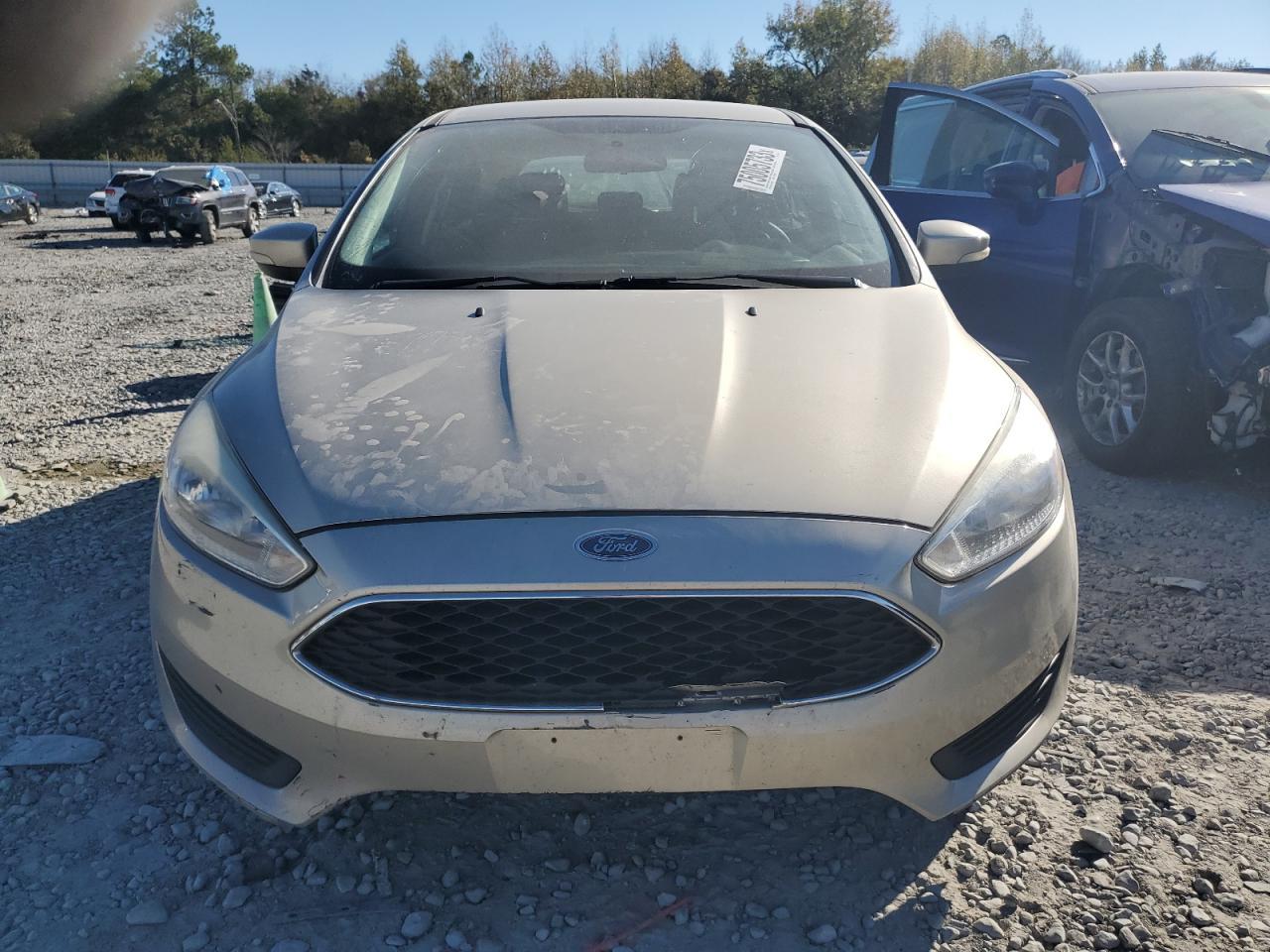 2017 Ford Focus Se - Image 5