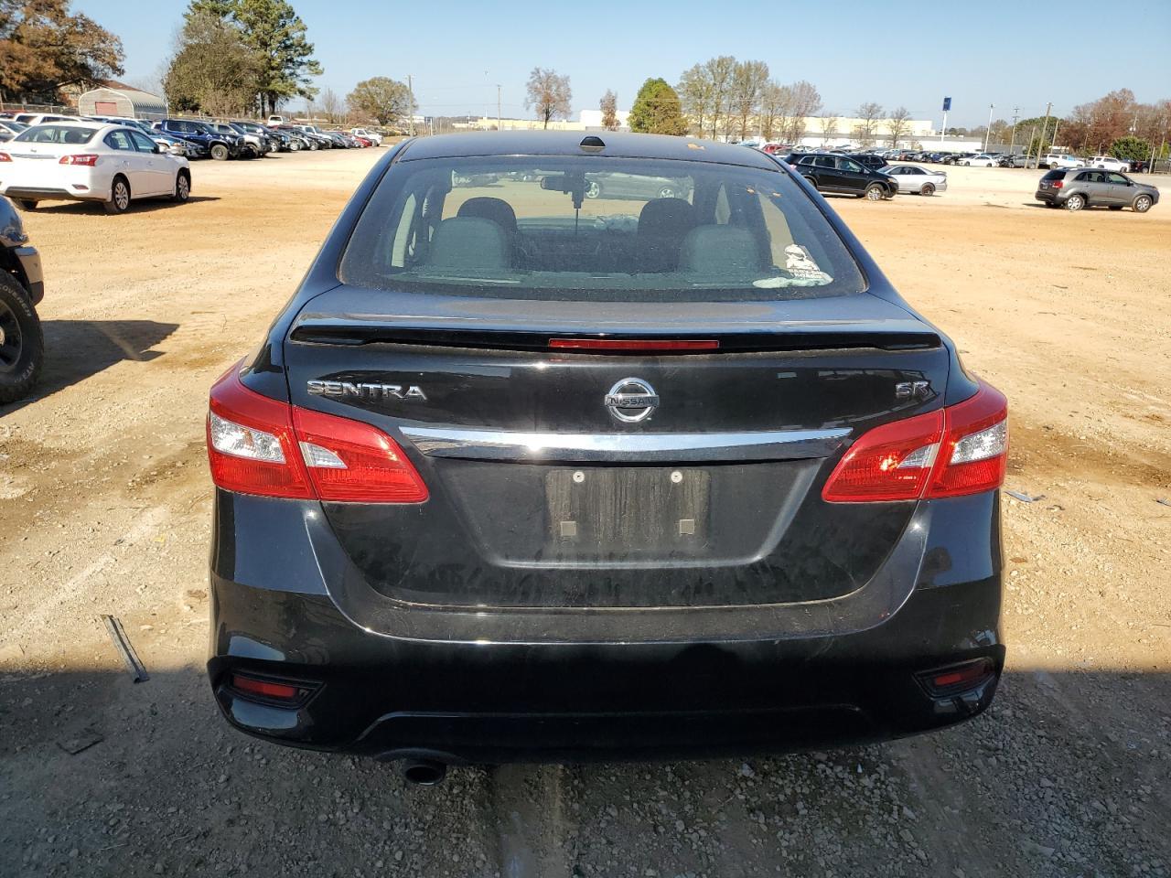 2019 Nissan Sentra S - Image 6
