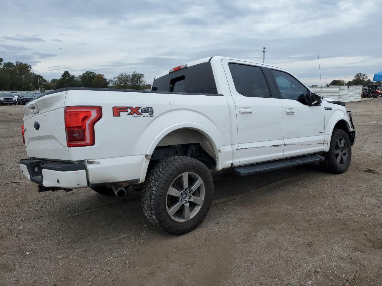 2015 Ford F150 Supercrew - Image 3