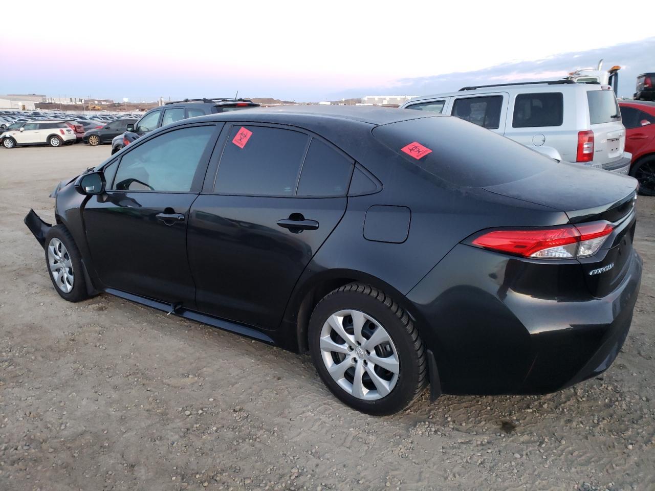 2021 Toyota Corolla Le - Фото 2