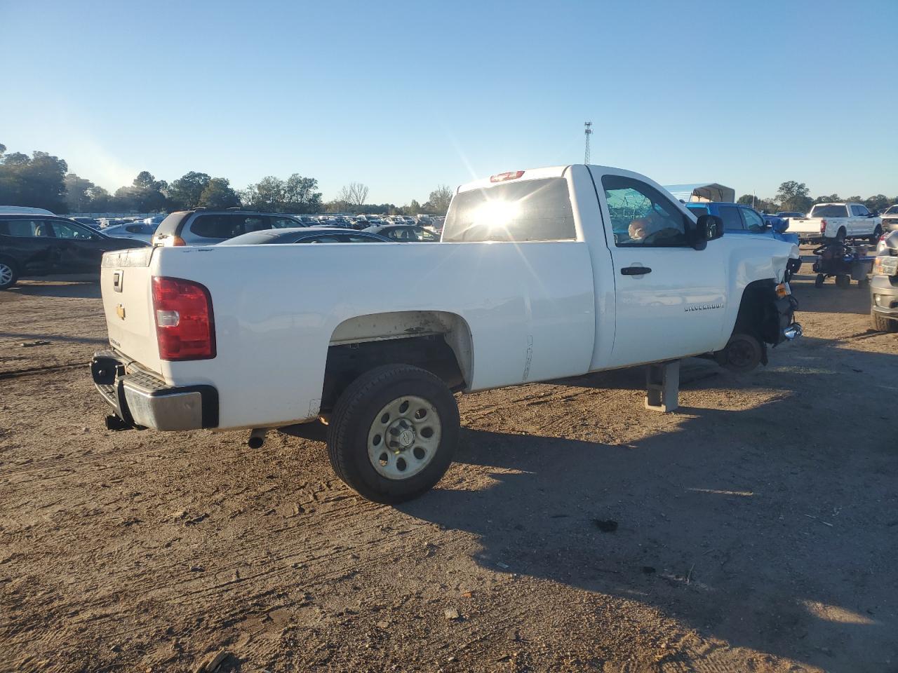 2009 Chevrolet Silverado C1500 - Фото 3