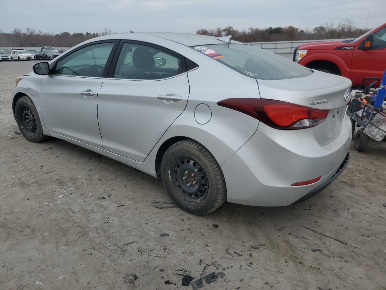 2016 Hyundai Elantra Se - Image 2