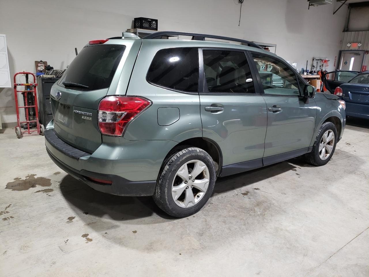 2016 Subaru Forester 2.5I Premium - Image 3