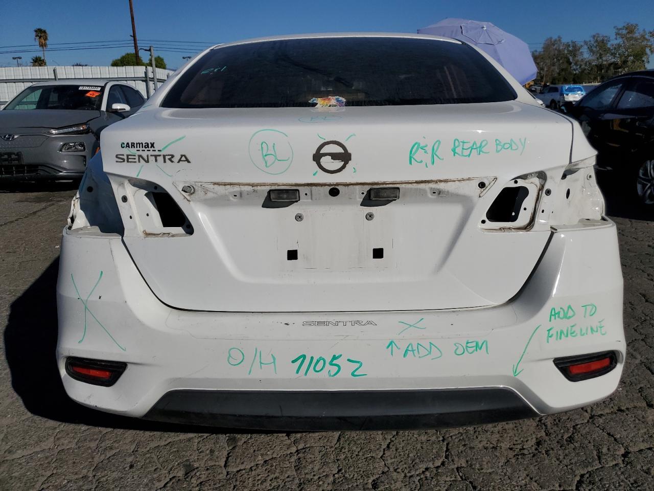 2016 Nissan Sentra S - Image 6