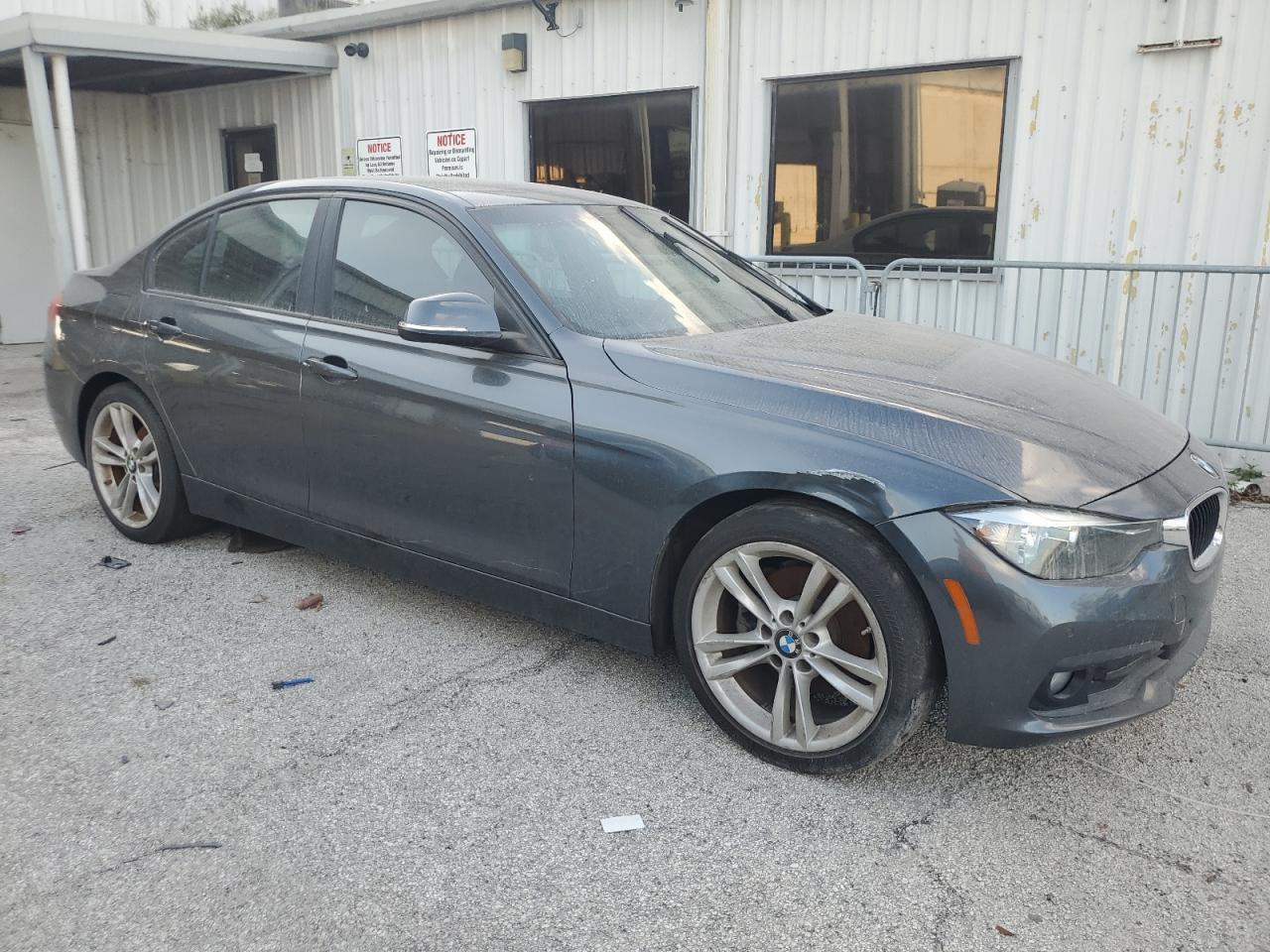 2016 BMW 320 I - Фото 4