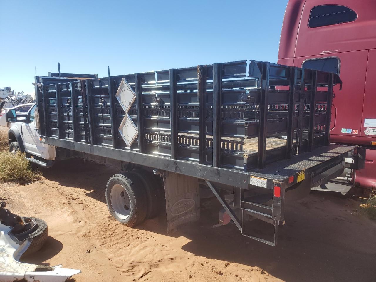 2020 Ford F450 Super Duty - Фото 3