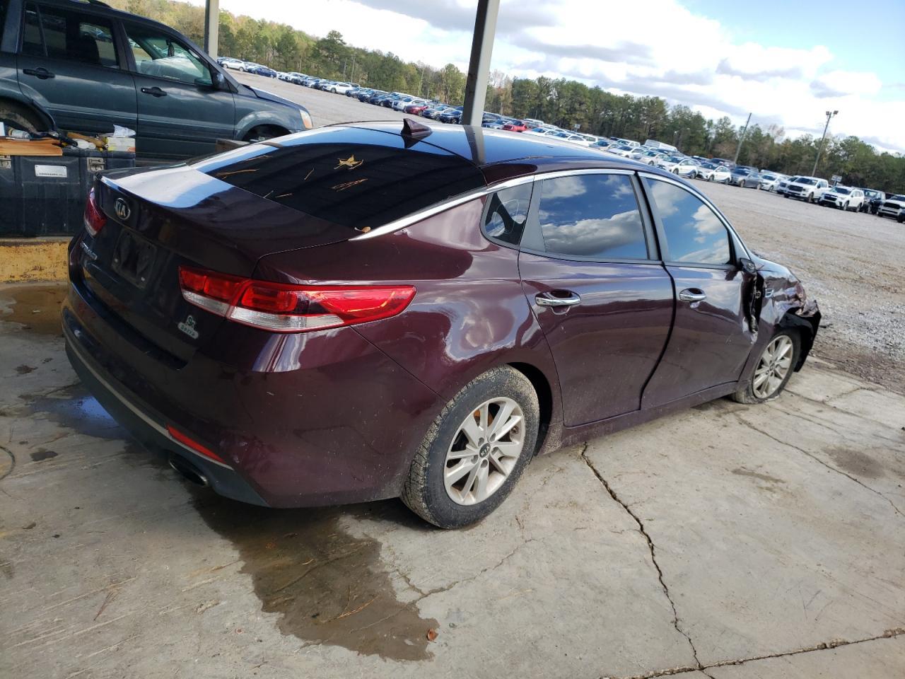 2018 Kia Optima Lx - Image 3