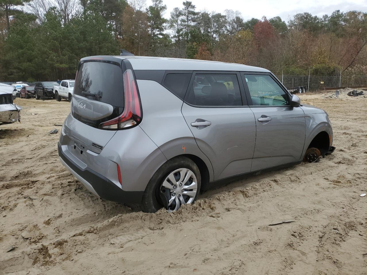 2023 Kia Soul Lx - Фото 3