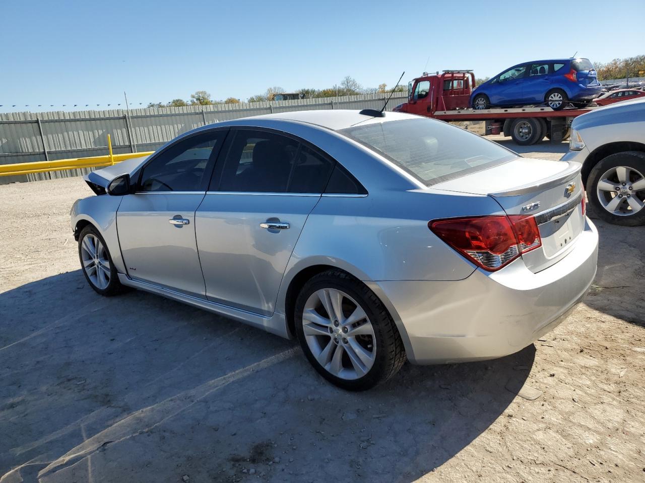 2015 Chevrolet Cruze Ltz - Image 2