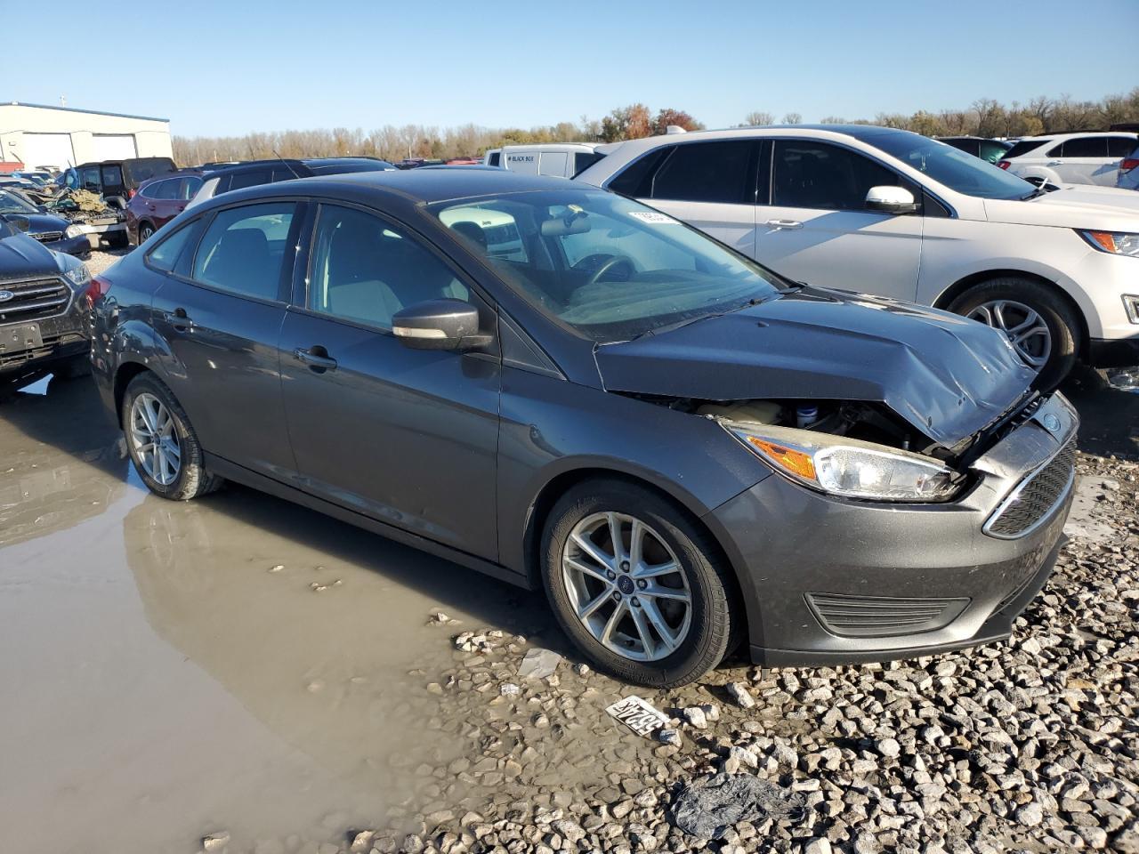 2017 Ford Focus Se - Image 7