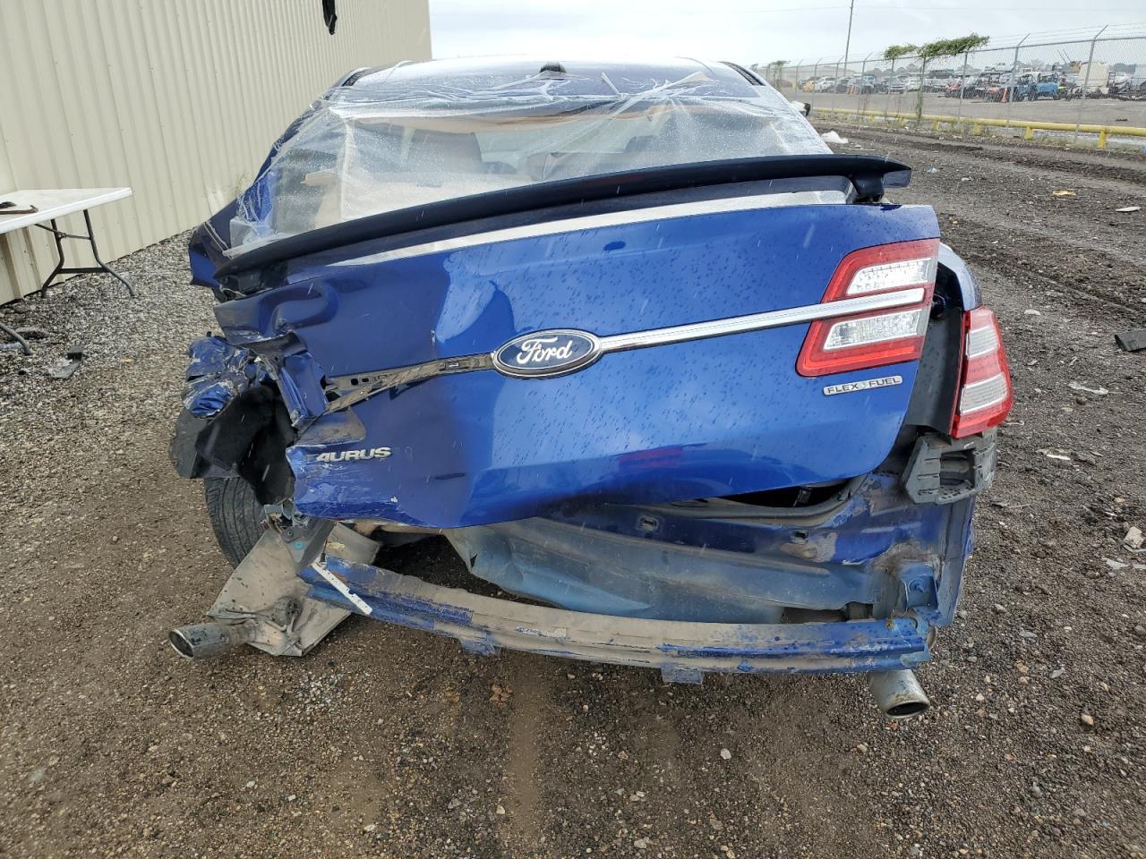 2013 Ford Taurus Se - Фото 6