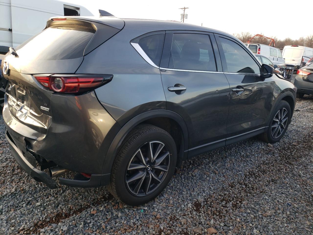 2017 Mazda Cx-5 Grand Touring - Фото 3