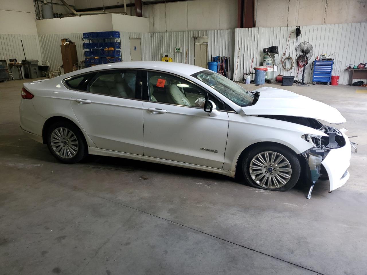 2014 Ford Fusion Se Hybrid - Фото 4
