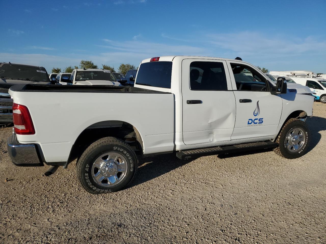2023 Ram 2500 Tradesman - Фото 3