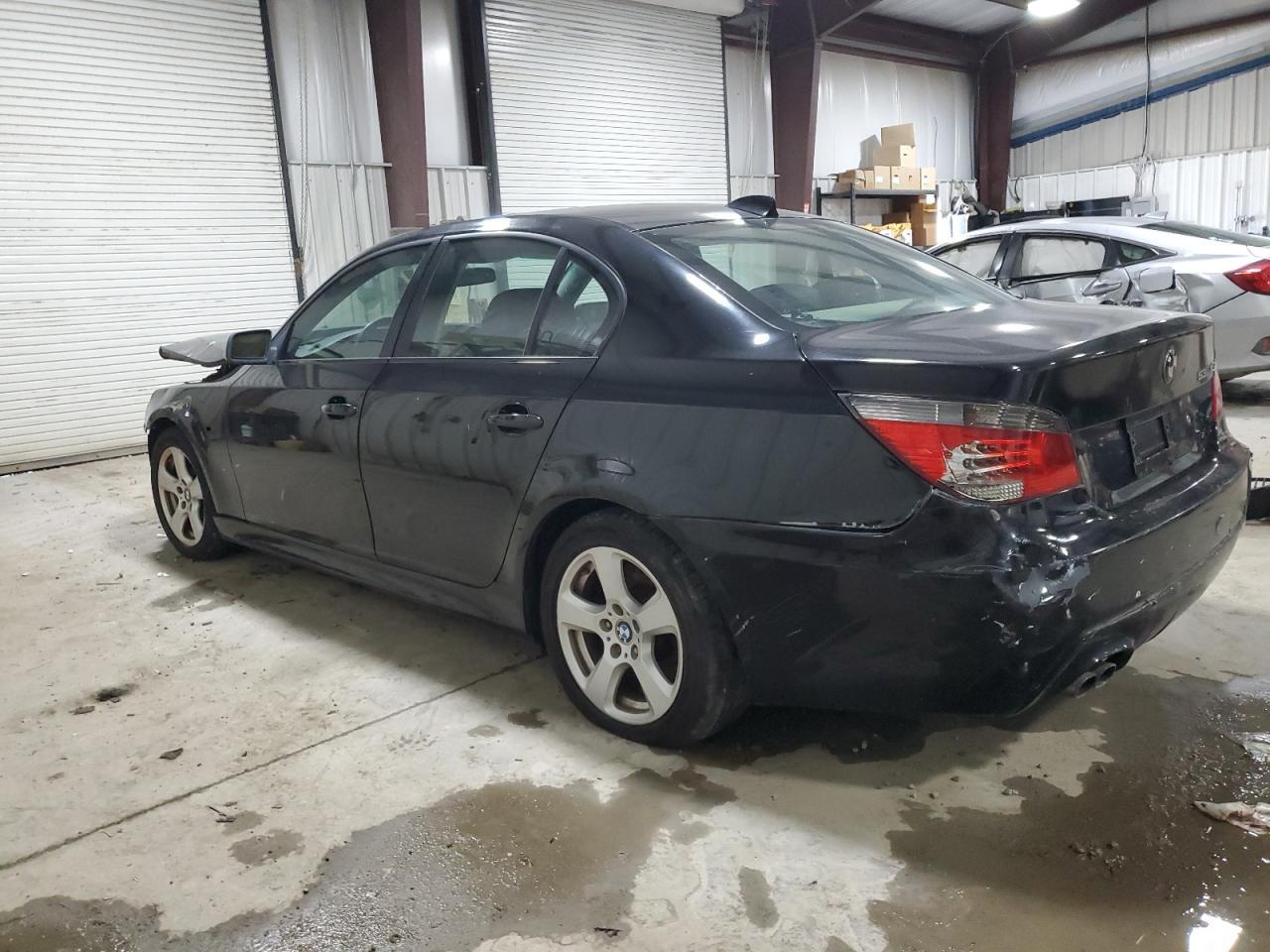 2007 BMW 530 Xi - Image 2