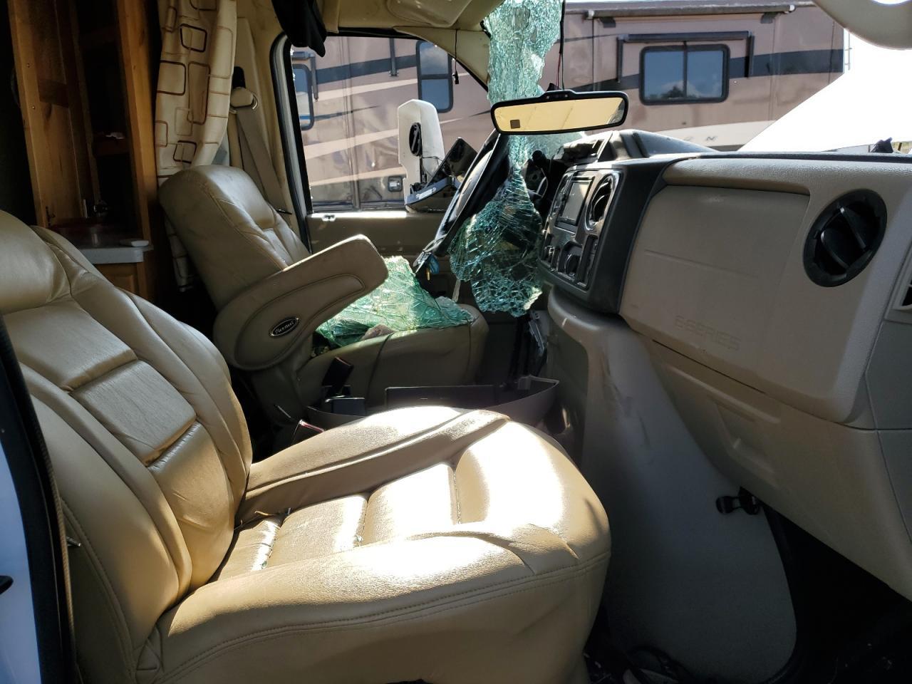 2014 Bornfcoach Recreational Vehicle (Rv) - Фото 5
