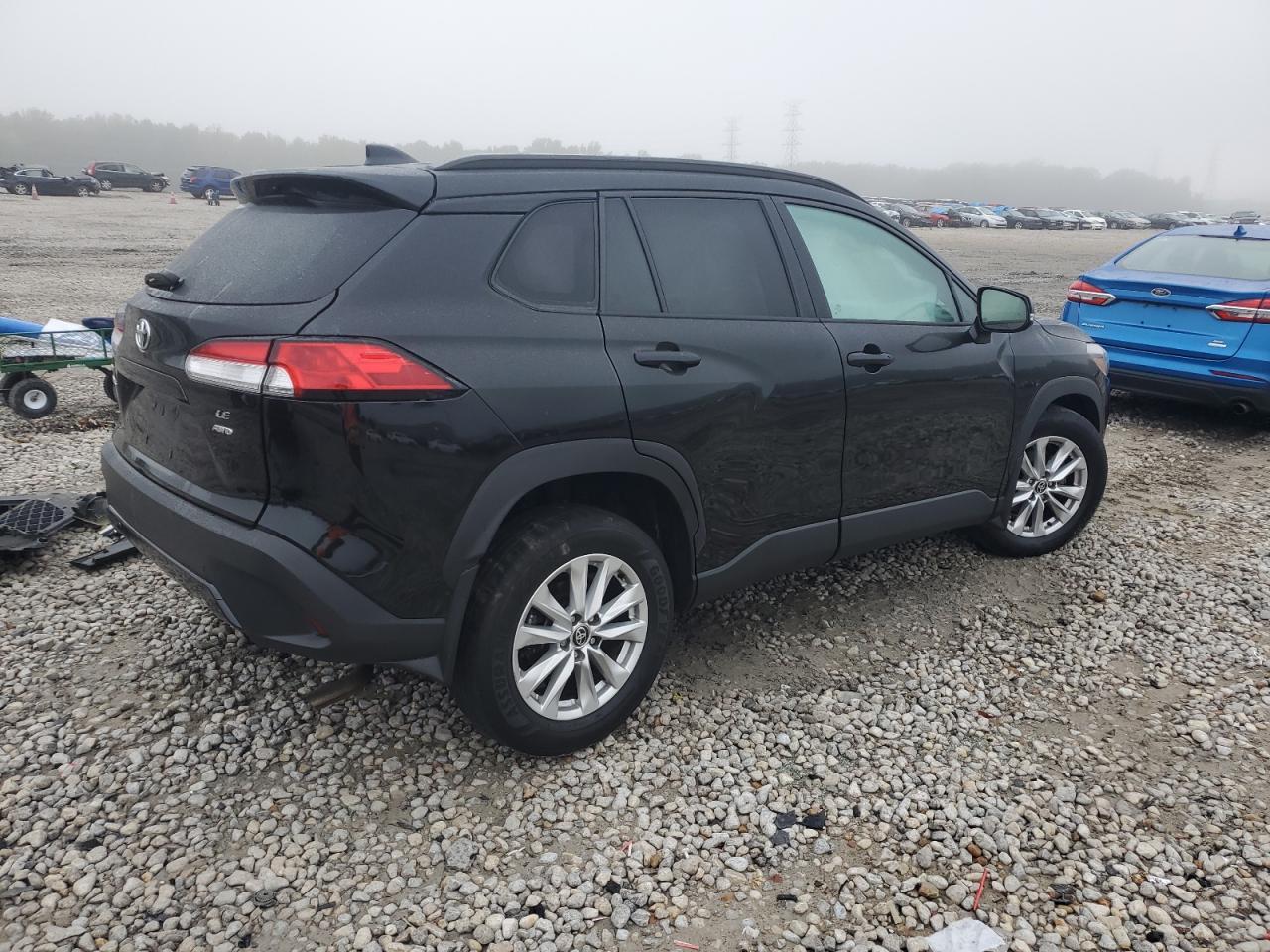 2022 Toyota Corolla Cross Le - Фото 3