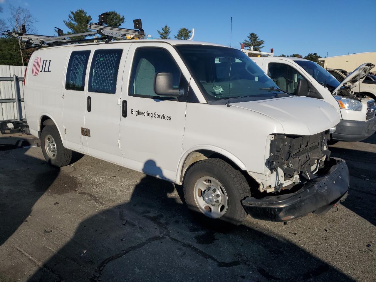 2016 Chevrolet Express G2500 - Image 4