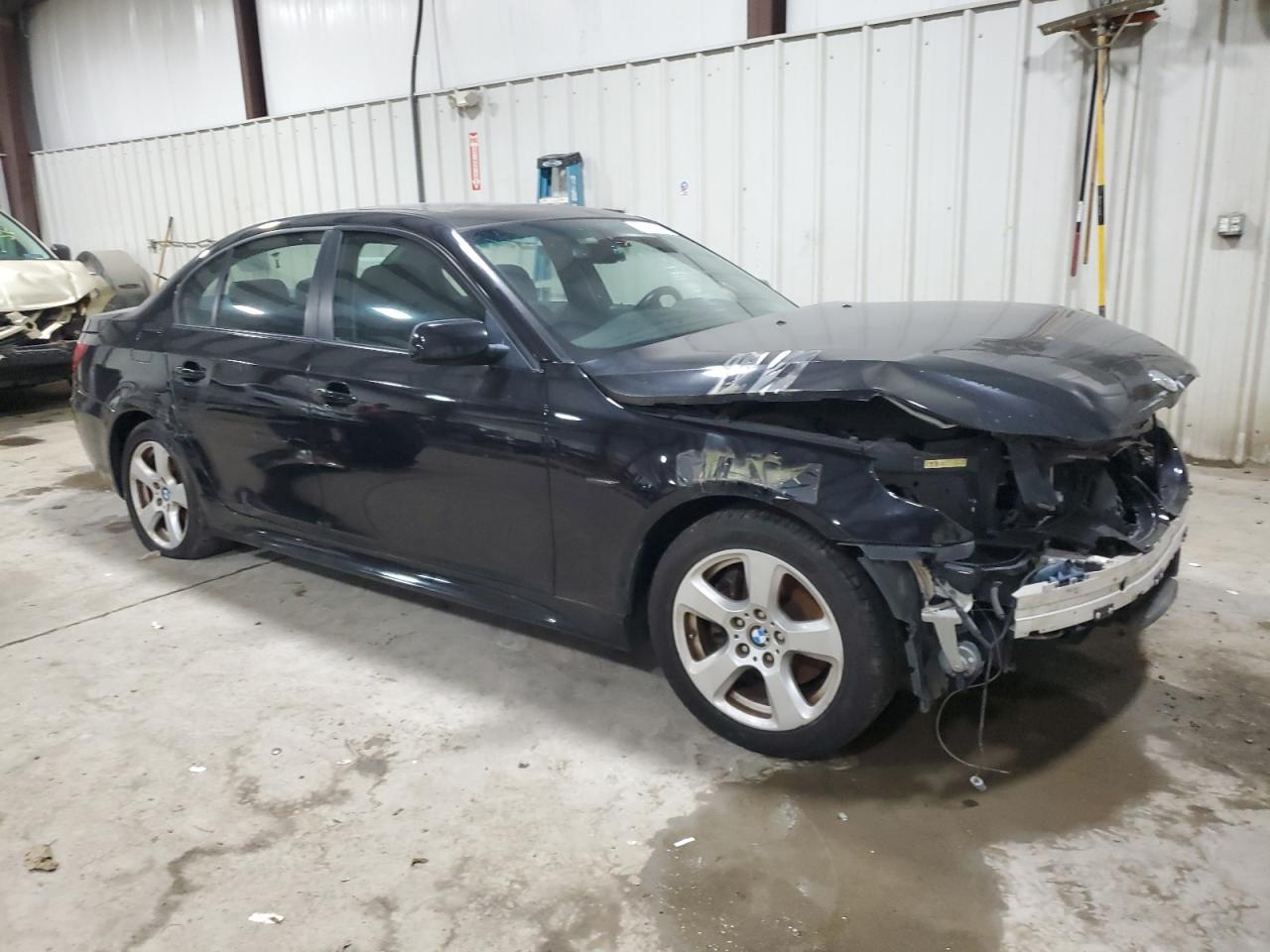 2007 BMW 530 Xi - Image 4