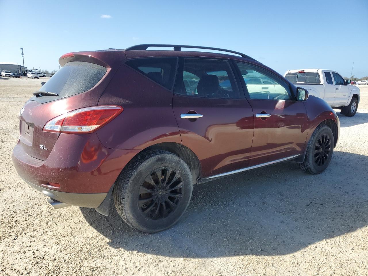 2011 Nissan Murano S - Image 3