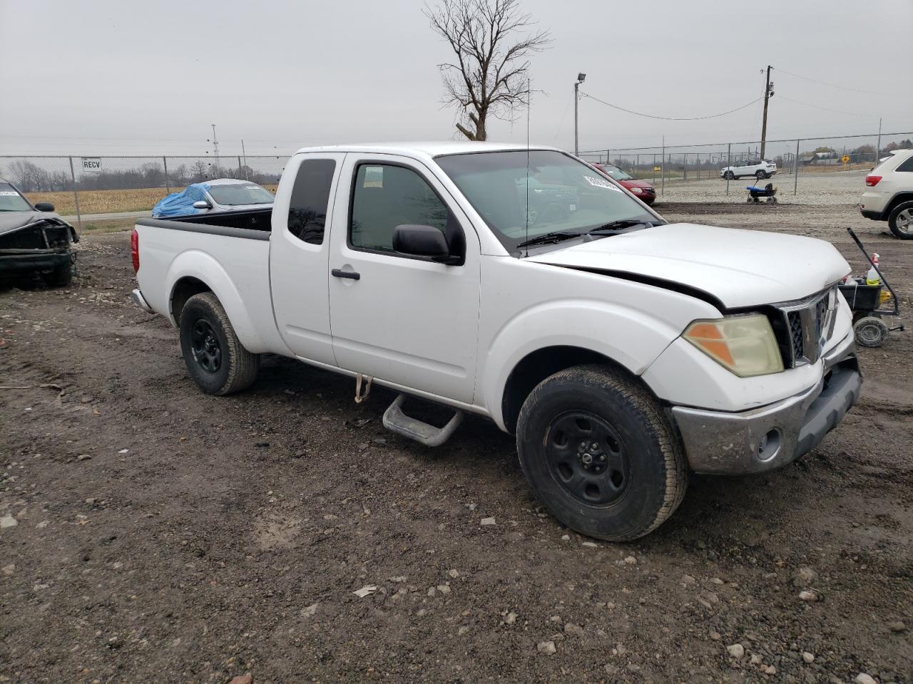 2007 Nissan Frontier King Cab Le - Image 4