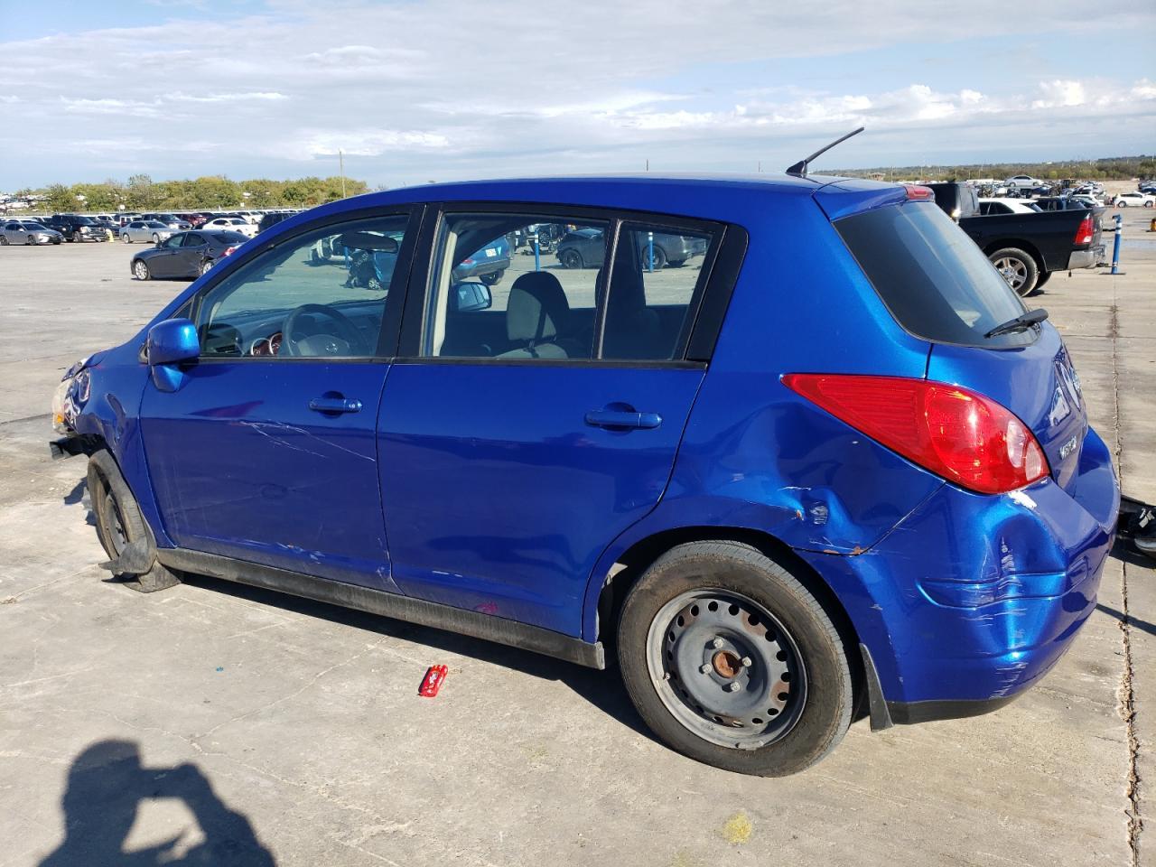 2012 Nissan Versa S Au - Фото 2