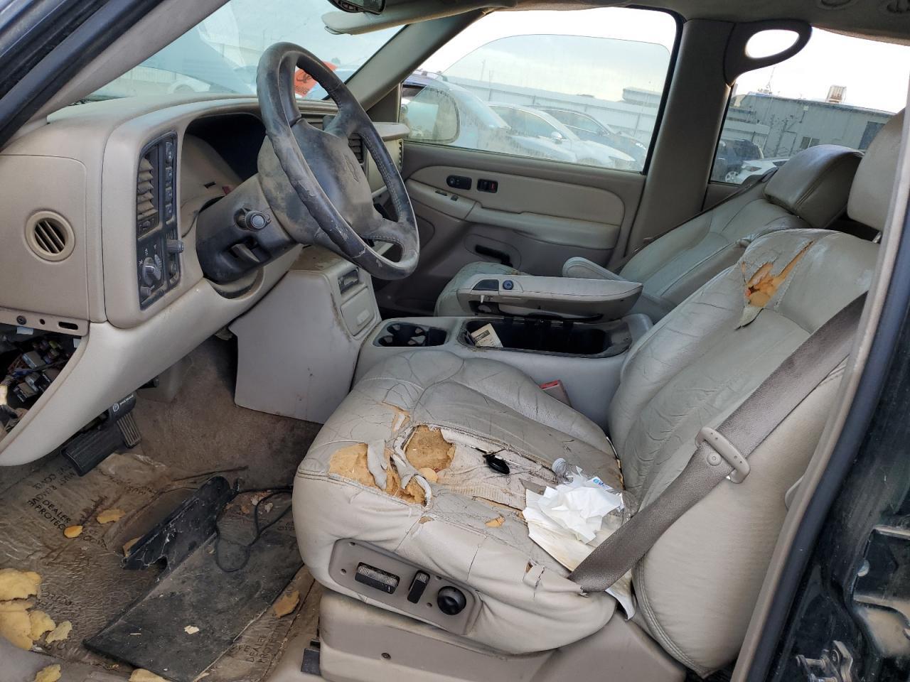 2002 Chevrolet Tahoe K1500 - Фото 7