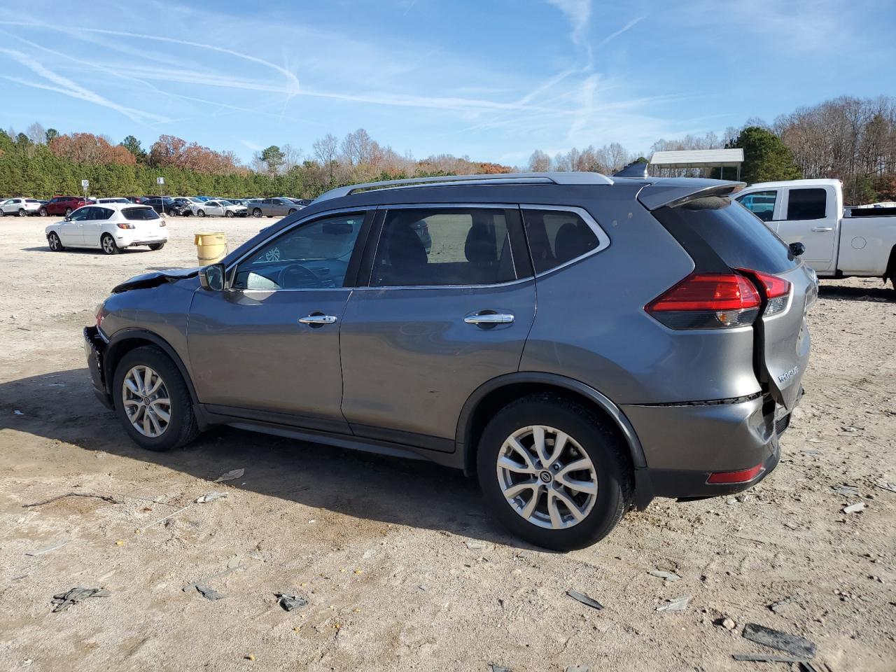 2017 Nissan Rogue S - Image 2