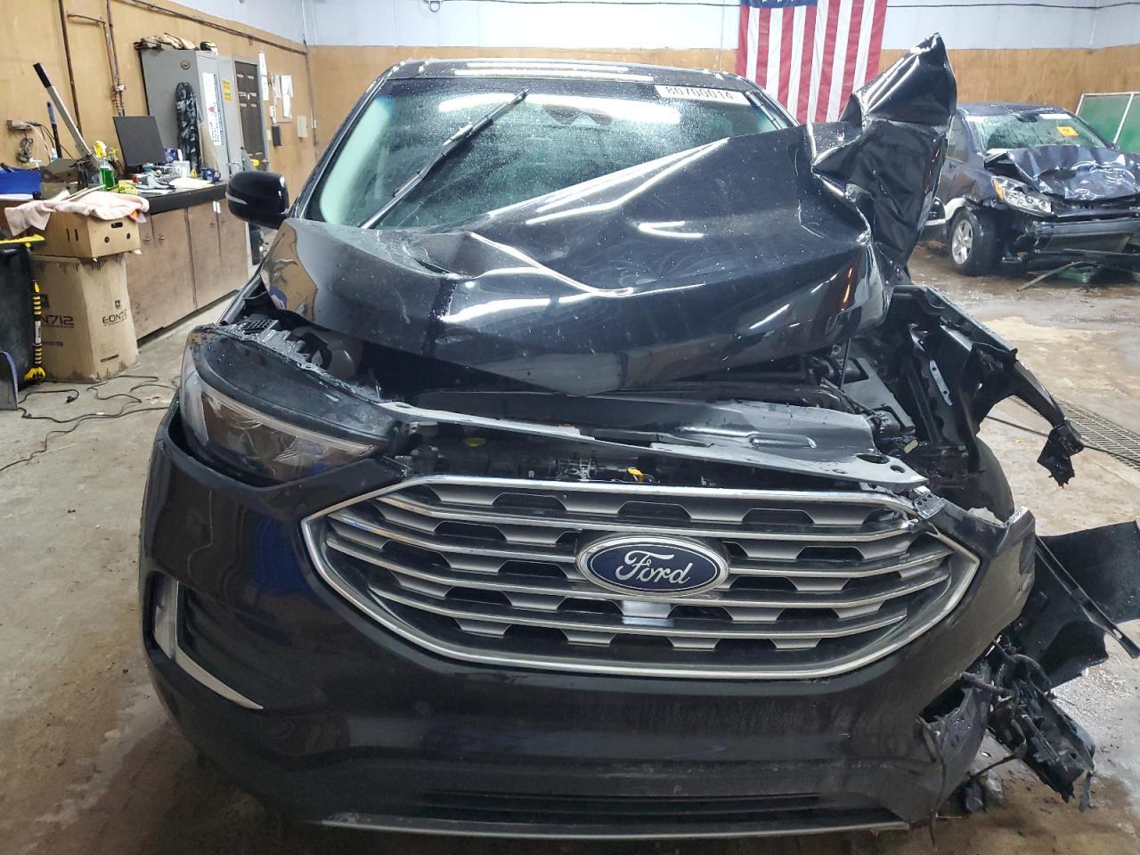 2024 Ford Edge Titanium - Image 5