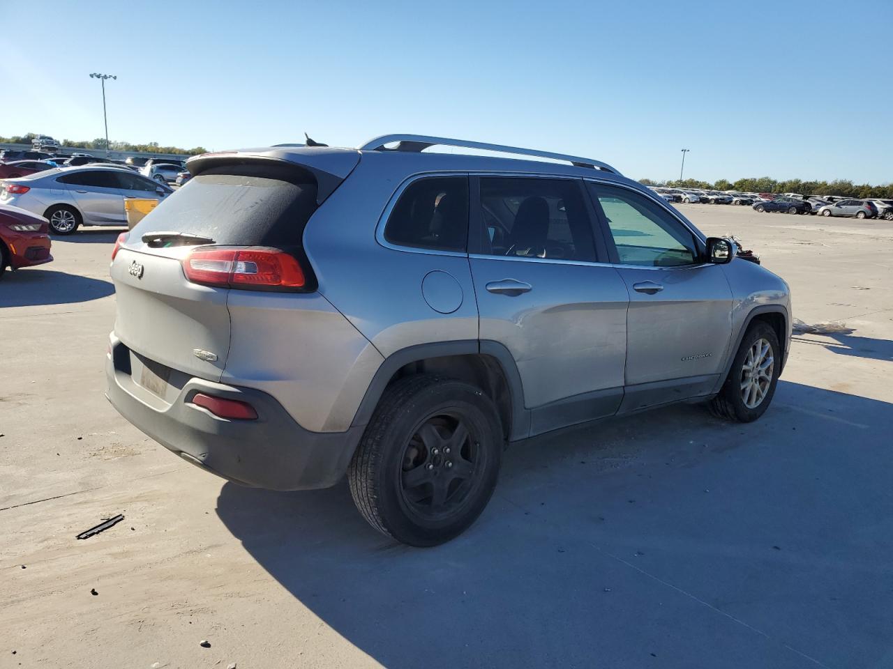 2014 Jeep Cherokee Latitude - Image 3