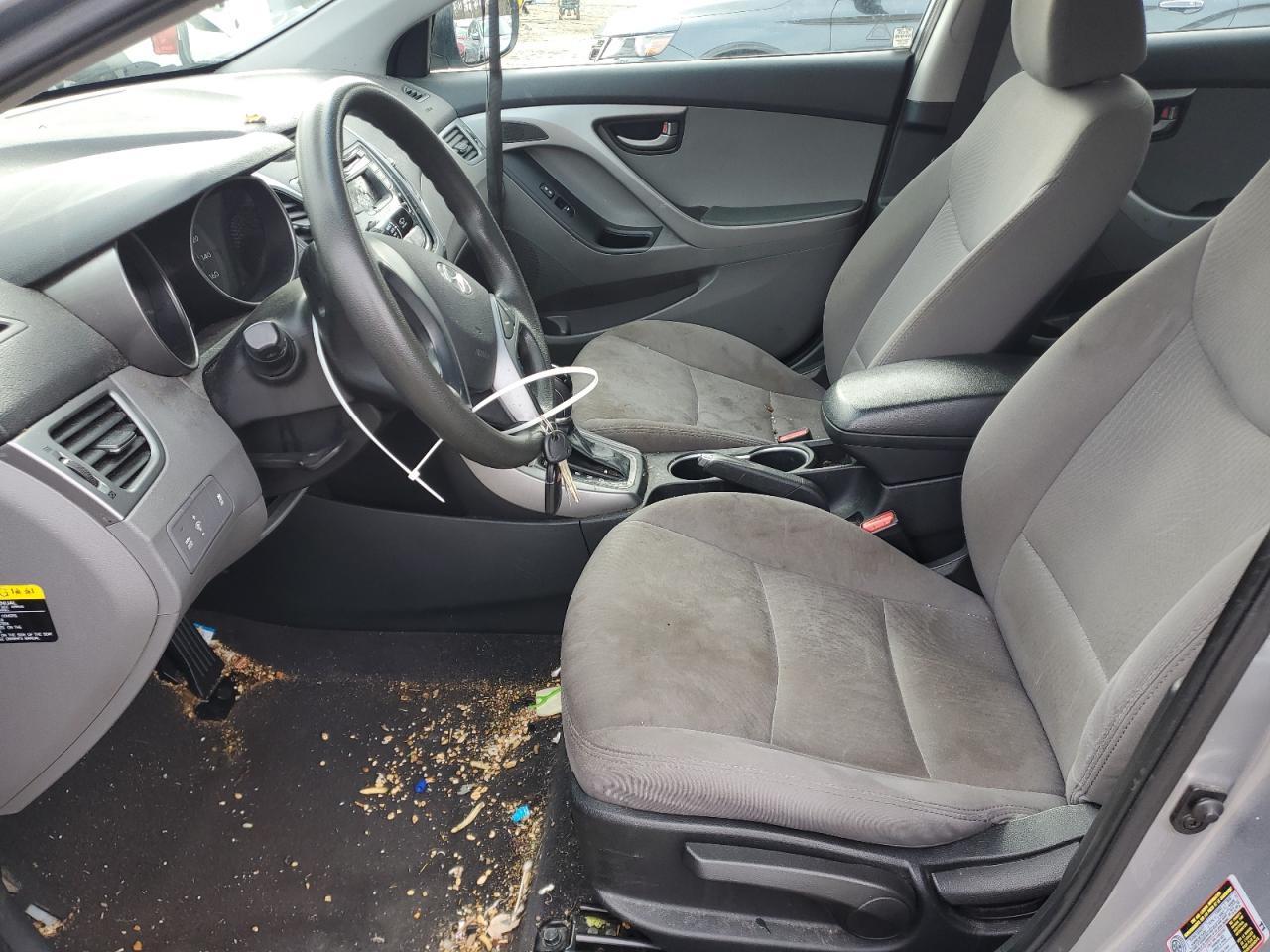 2015 Hyundai Elantra Se - Фото 7