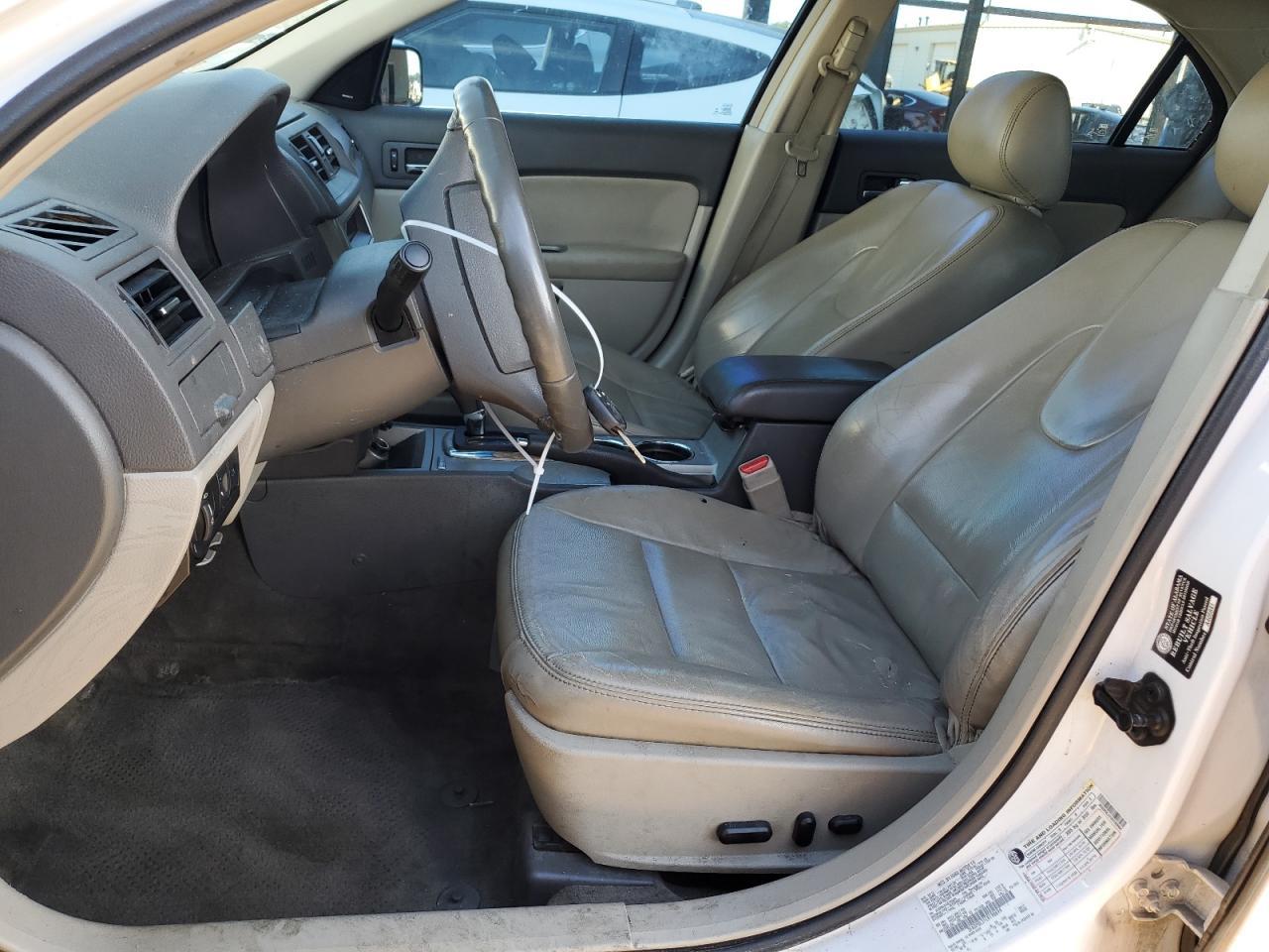 2012 Ford Fusion Hybrid - Фото 7