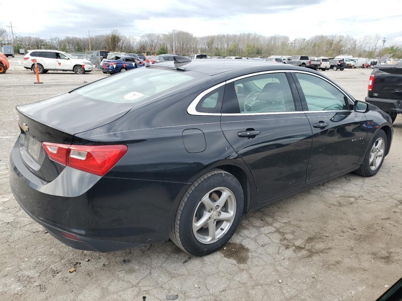 2018 Chevrolet Malibu Ls - Image 3