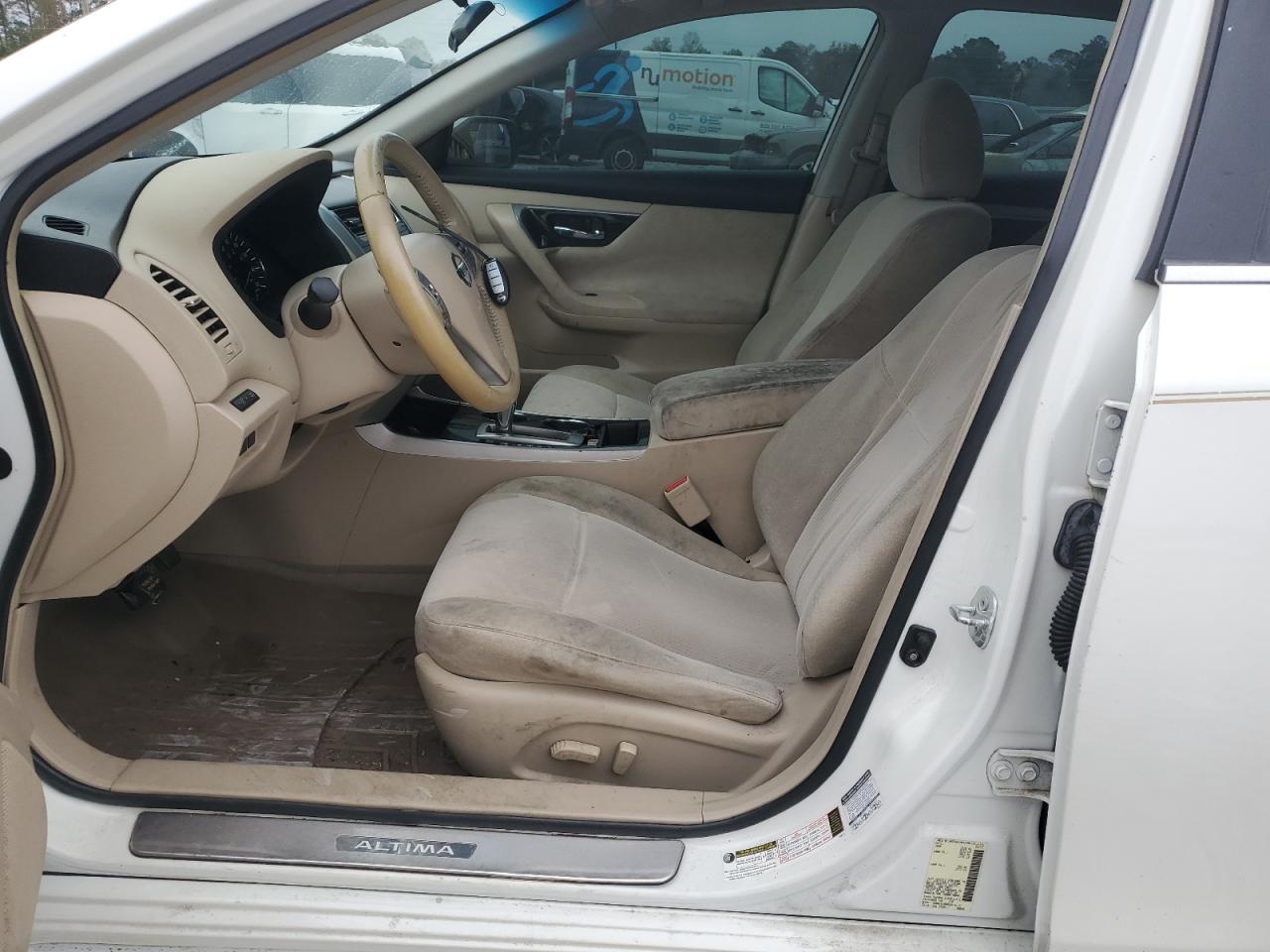 2013 Nissan Altima 2.5 - Фото 7