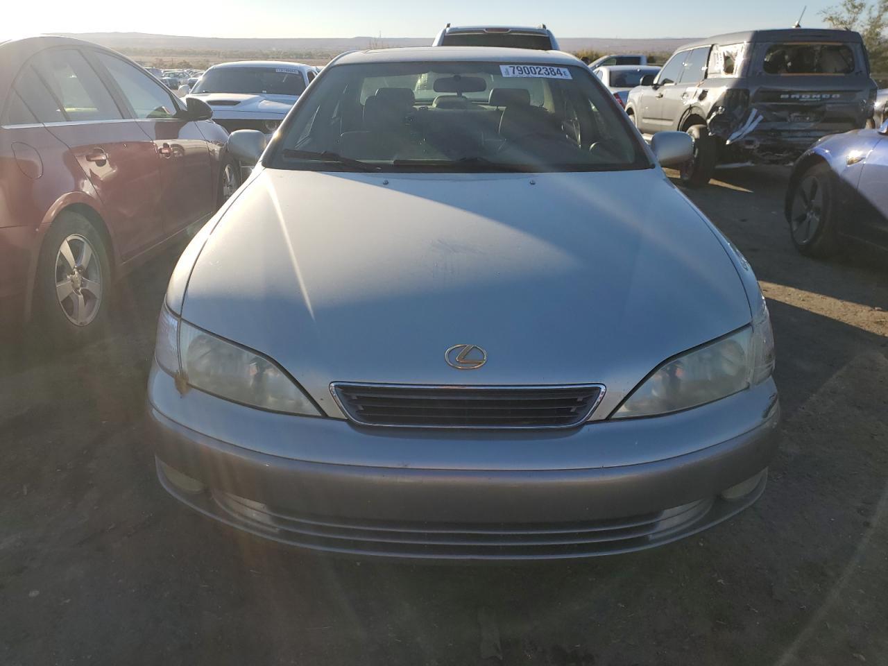 1997 Lexus Es 300 - Image 5