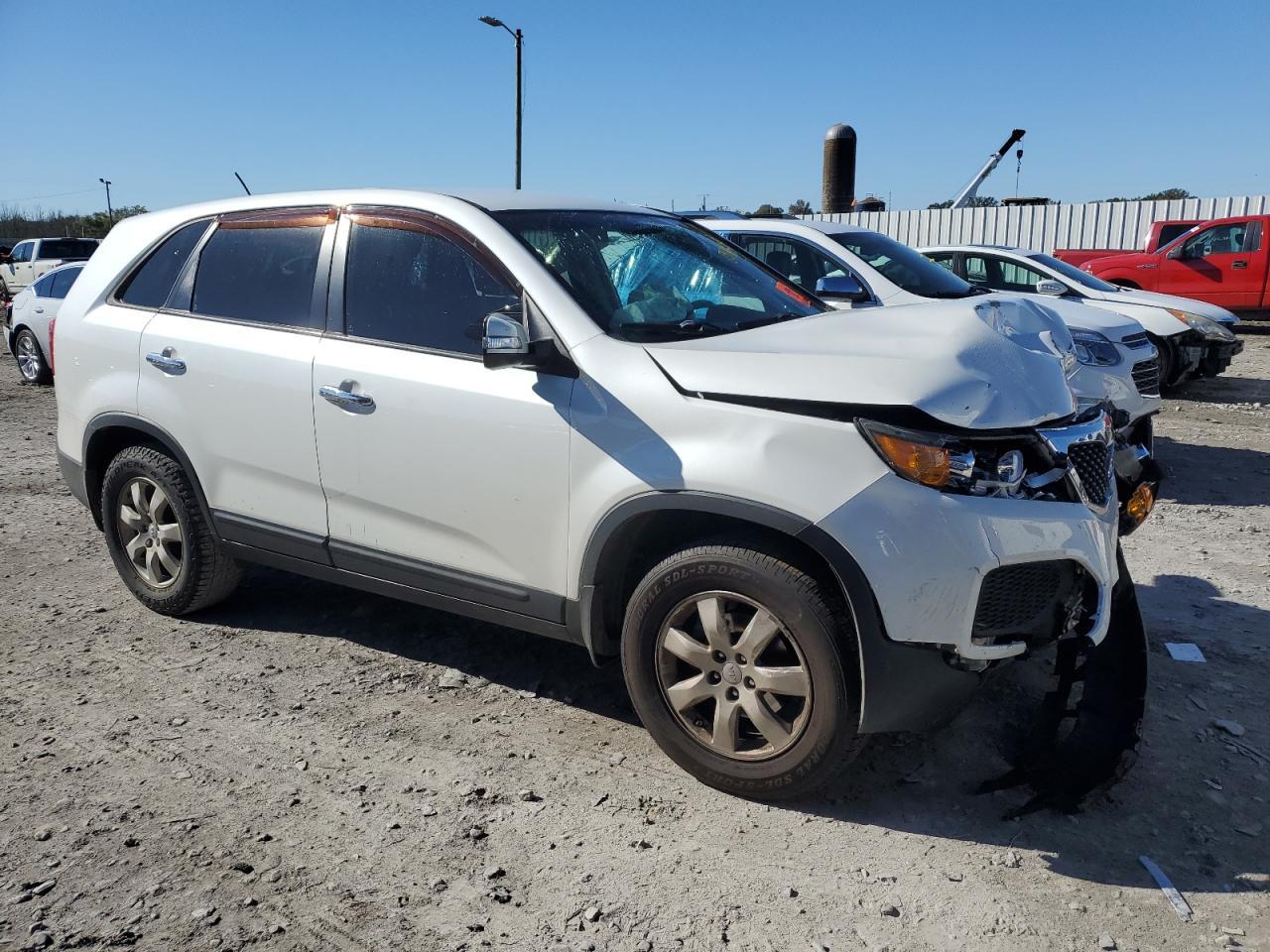 2012 Kia Sorento Base - Image 4