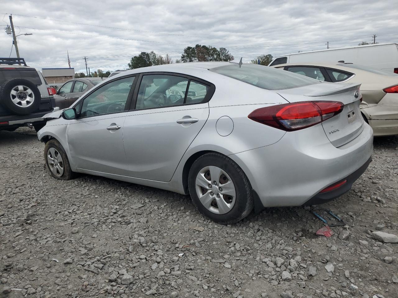 2017 Kia Forte Lx - Image 2